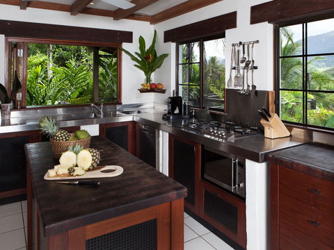 Executive Retreats - Shangri-La - Accommodation BNB 2
