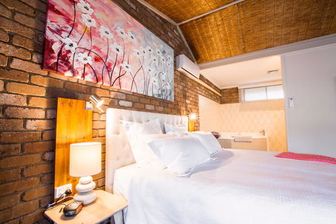 Farnham Court Motel - Accommodation BNB 0