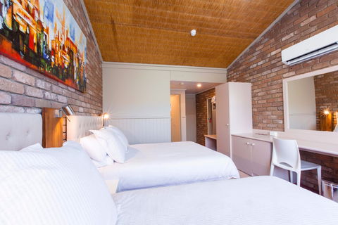 Farnham Court Motel - Accommodation BNB 2