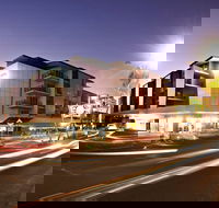 Grand Hotel and Apartments Townsville - Accommodation BNB