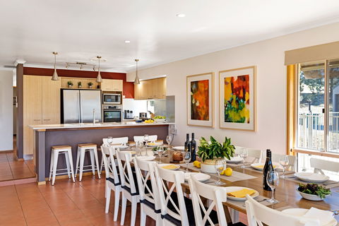 Hillbrook Estate - Accommodation BNB 1