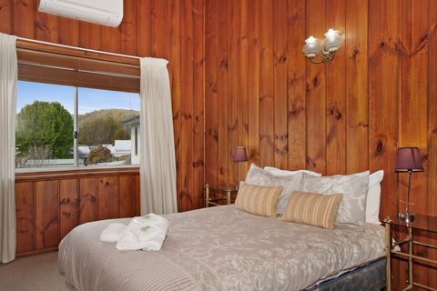 Le Chateau - Accommodation BNB 2