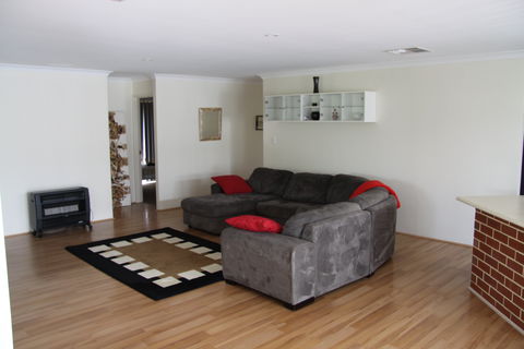 Mandurah Golf Links Retreat - Accommodation BNB 2