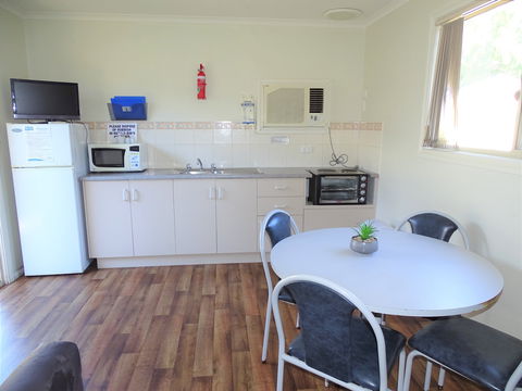 Moonta Bay Cabins - Cabin 3 - Accommodation BNB 1