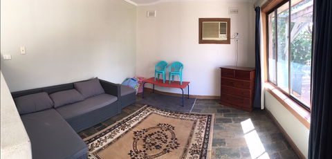 Stopover On Ocean Avenue - Accommodation BNB 1