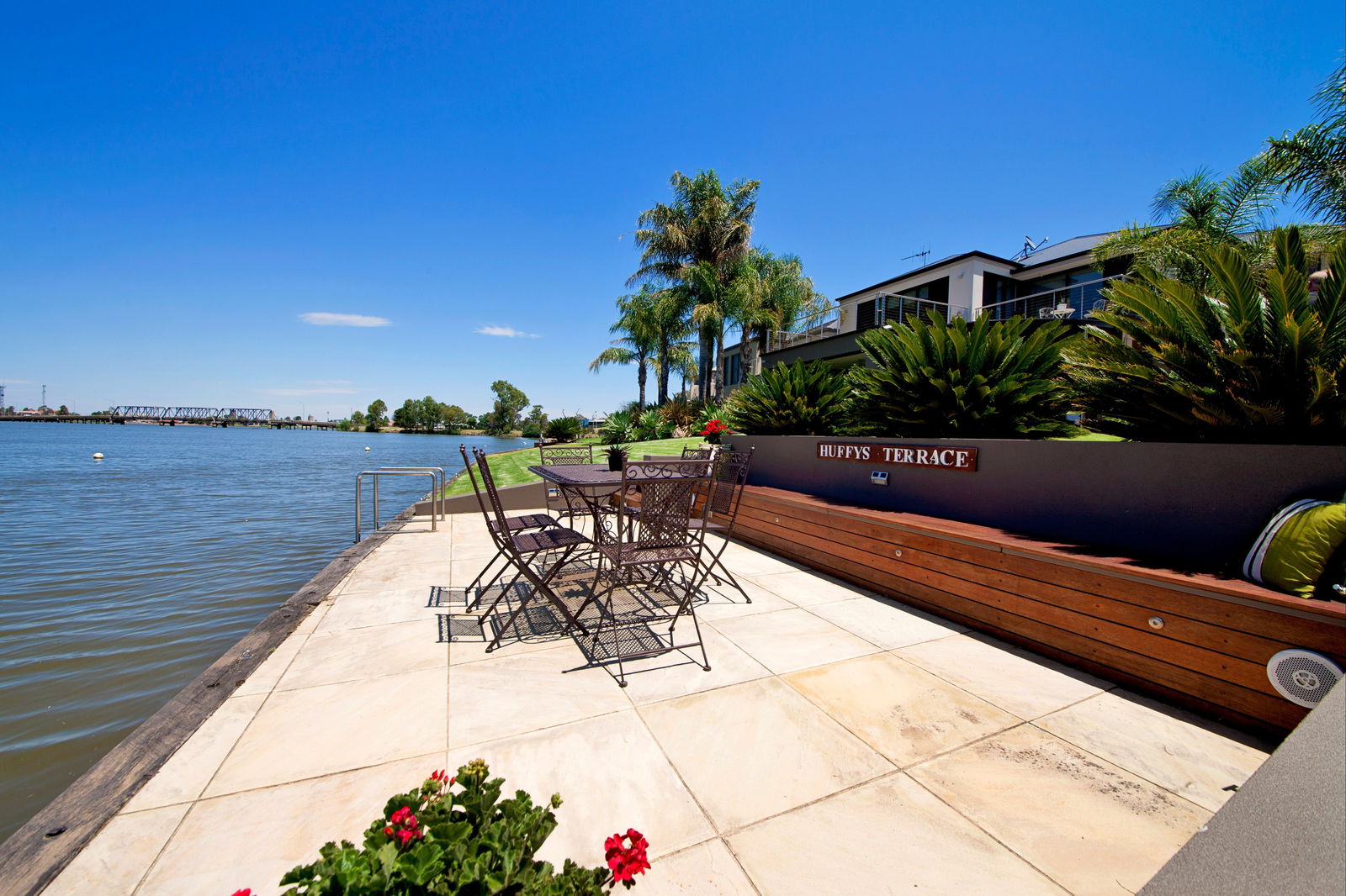 Yarrawonga VIC Accommodation BNB