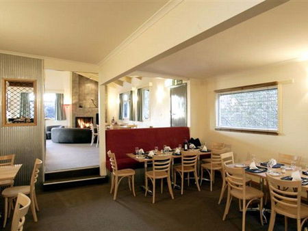 Cooroona Alpine Lodge - Accommodation BNB 1