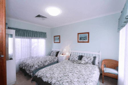 Dunelm House Bed And Breakfast - Accommodation BNB 3