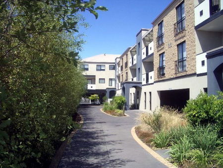 Oceanic On Thompson Apartments - Accommodation BNB 2