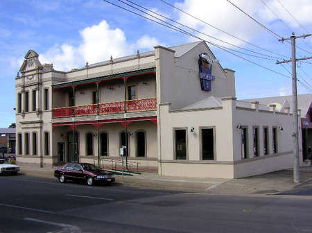 Mitchell River Tavern - Accommodation BNB 0