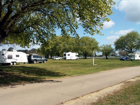 Sale Showground Caravan And Motorhome Park - Accommodation BNB 1