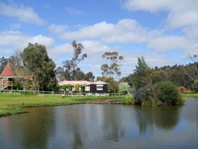 Windy Hollow - Accommodation BNB 1