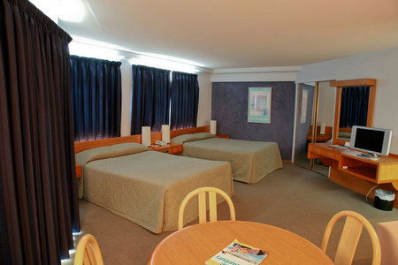 Quality Hotel Lord Forrest - Accommodation BNB 0