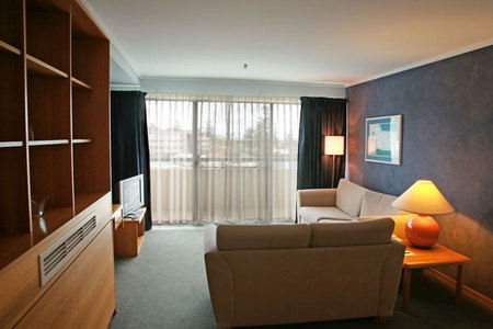 Quality Hotel Lord Forrest - Accommodation BNB 1