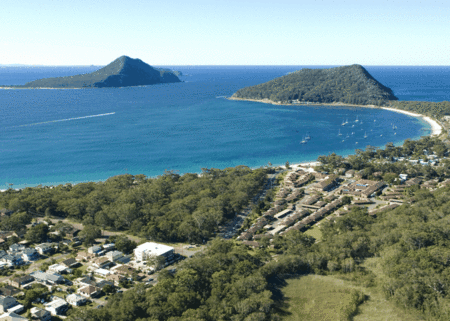 Shoal Bay Beachclub Apartments - Accommodation BNB