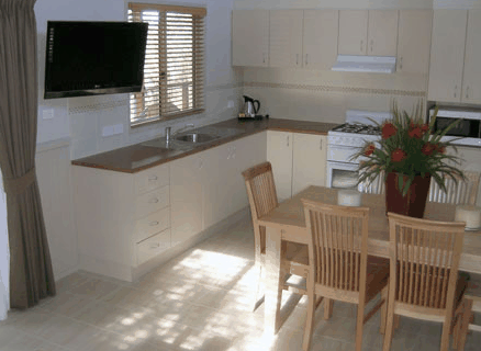 Lakesea Caravan Park - Accommodation BNB
