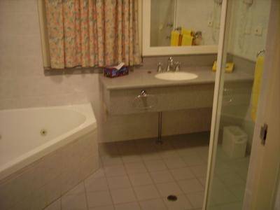 Monarch Motel Hotel - Accommodation BNB 6