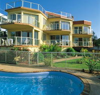 Baywatch Luxury Apartments - Accommodation BNB