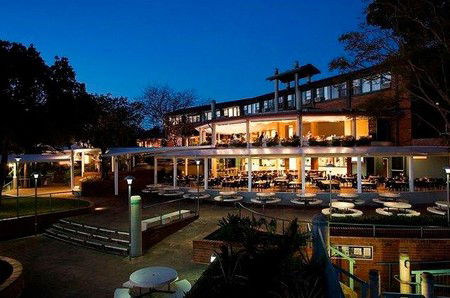 Newport Arms Hotel - Accommodation BNB 1