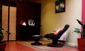 Retreat In The Suburbs - Accommodation BNB 0