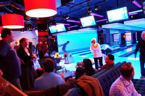 Strike Bowling Bar - King Street Wharf - Accommodation BNB 2