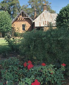 Heritage Rose Garden - Accommodation BNB 0
