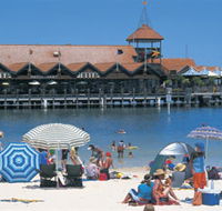 Sorrento Quay - Accommodation BNB