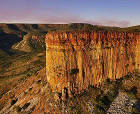 Cockburn Range - Accommodation BNB 0