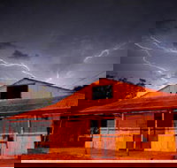 Red Dirt Photographic Gallery - Accommodation BNB