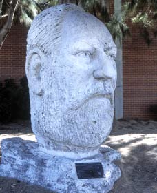 Sir John Forrest Monument - Accommodation BNB 0