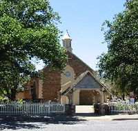 St George Church and Cemetery Tours - Accommodation BNB