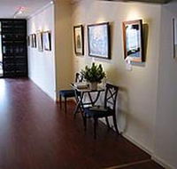 Peter Walker Fine Art - Accommodation BNB