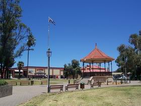 Gladstone Square - Accommodation BNB 0