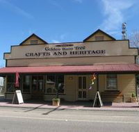 Dolly's Golden Raintree Craft and Heritage Centre - Accommodation BNB