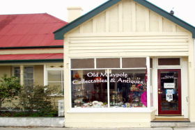 Old Maypole Collectables & Antiques - Accommodation BNB 0