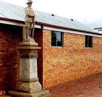 Westbrook War Memorial - Accommodation BNB