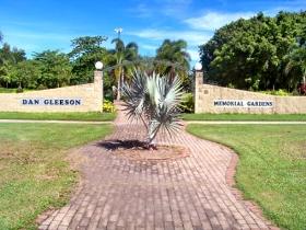 Dan Gleeson Memorial Gardens - Accommodation BNB 0