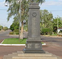 Winton War Memorial - Accommodation BNB