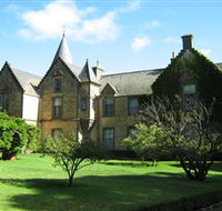 Overnewton Castle - Accommodation BNB