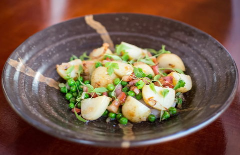 Saint Regis Winery, Food & Wine Bar - Accommodation BNB 1