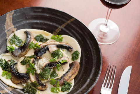 Saint Regis Winery, Food & Wine Bar - Accommodation BNB 2