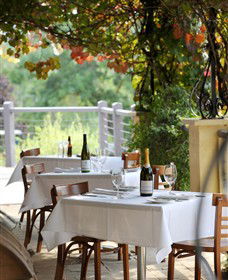 Kellybrook Winery, Kelly Brothers Cider & Riders Brew Co. - Accommodation BNB 3