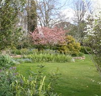 Markdale - Edna Walling Garden - Accommodation BNB
