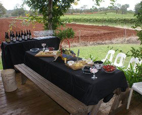 Toppers Mountain Wines - Accommodation BNB 1