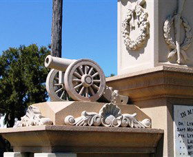 Boer War Memorial And Park, Allora - Accommodation BNB 2