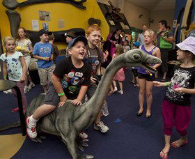 National Dinosaur Museum - Accommodation BNB 0
