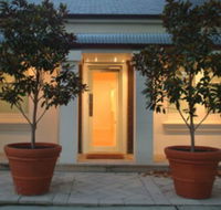 Australian Galleries - Roylston Street - Accommodation BNB