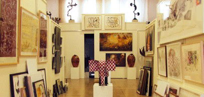 Australian Galleries - Glenmore Road - Accommodation BNB 2