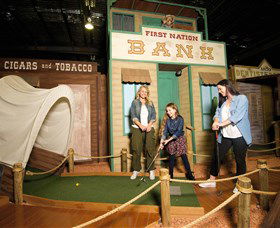 Mega Mini Golf - Accommodation BNB 4