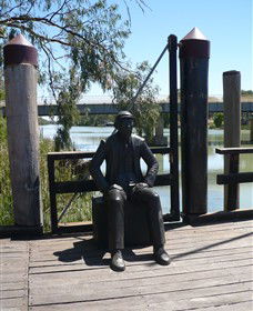 Captain John Egge Statue - Accommodation BNB 0